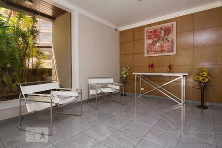 Apartamento à venda com 178m², 3 quartos e 3 vagas Apartamento à venda com 178m², 3 quartos e 3 vagasHall Social