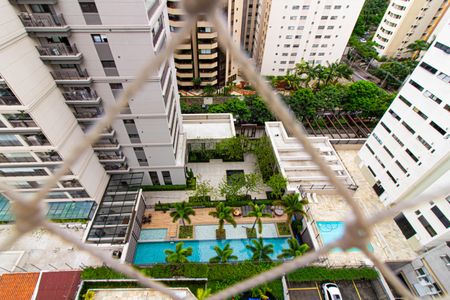 Apartamento à venda com 178m², 3 quartos e 3 vagas Apartamento à venda com 178m², 3 quartos e 3 vagasVista