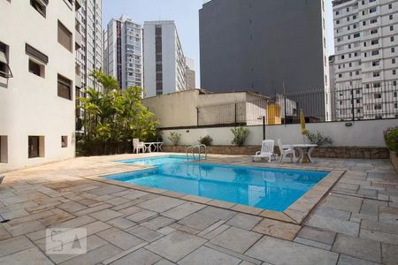 Apartamento à venda com 178m², 3 quartos e 3 vagas Apartamento à venda com 178m², 3 quartos e 3 vagasPiscina