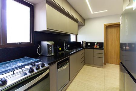 Apartamento à venda com 178m², 3 quartos e 3 vagas Apartamento à venda com 178m², 3 quartos e 3 vagasCozinha