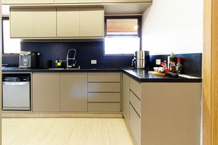 Apartamento à venda com 178m², 3 quartos e 3 vagas Apartamento à venda com 178m², 3 quartos e 3 vagasCozinha