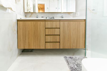 Apartamento à venda com 178m², 3 quartos e 3 vagas Apartamento à venda com 178m², 3 quartos e 3 vagasBanheiro da Suíte 3