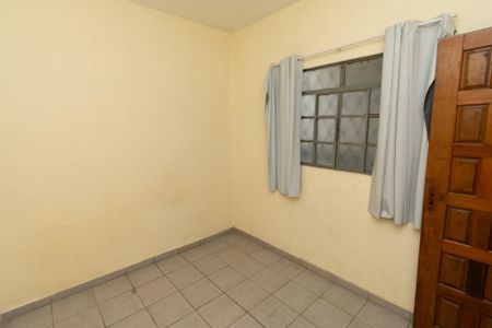 Casa para alugar com 70m², 2 quartos e 2 vagas Casa para alugar com 70m², 2 quartos e 2 vagasQuarto 1