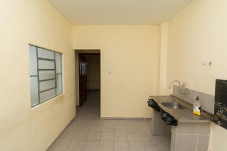 Casa para alugar com 70m², 2 quartos e 2 vagas Casa para alugar com 70m², 2 quartos e 2 vagasCozinha