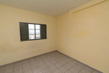 Casa para alugar com 70m², 2 quartos e 2 vagas Casa para alugar com 70m², 2 quartos e 2 vagasQuarto 2