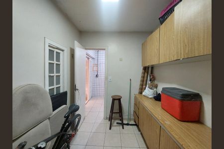 Casa para alugar com 170m², 4 quartos e 2 vagas Casa para alugar com 170m², 4 quartos e 2 vagasDespensa