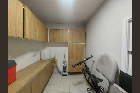 Casa para alugar com 170m², 4 quartos e 2 vagas Casa para alugar com 170m², 4 quartos e 2 vagasDespensa