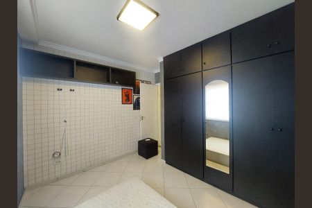 Casa para alugar com 170m², 4 quartos e 2 vagas Casa para alugar com 170m², 4 quartos e 2 vagasSuíte 1