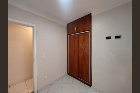 Casa para alugar com 170m², 4 quartos e 2 vagas Casa para alugar com 170m², 4 quartos e 2 vagasQuarto 2