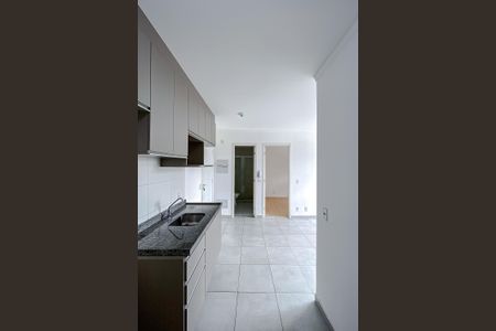 Apartamento para alugar com 37m², 2 quartos e sem vaga Apartamento para alugar com 37m², 2 quartos e sem vagaCozinha e Área de Serviço