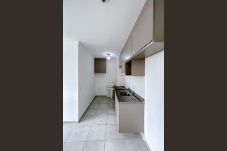 Apartamento para alugar com 37m², 2 quartos e sem vaga Apartamento para alugar com 37m², 2 quartos e sem vagaCozinha e Área de Serviço