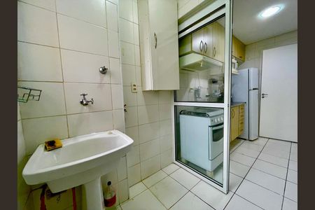 Apartamento à venda com 65m², 3 quartos e 1 vaga Apartamento à venda com 65m², 3 quartos e 1 vagaÁrea de Serviço