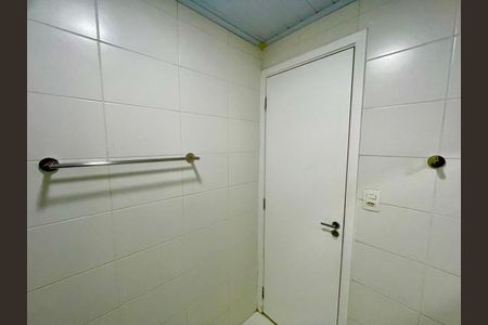 Apartamento à venda com 65m², 3 quartos e 1 vaga Apartamento à venda com 65m², 3 quartos e 1 vagaBanheiro 1
