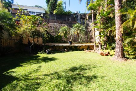 Casa à venda com 600m², 5 quartos e 2 vagas