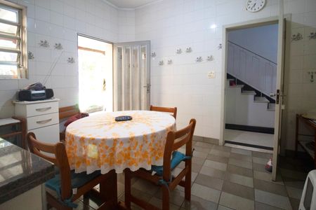 Casa à venda com 600m², 5 quartos e 2 vagas