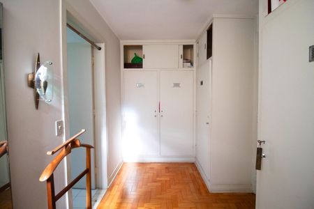 Casa à venda com 600m², 5 quartos e 2 vagas