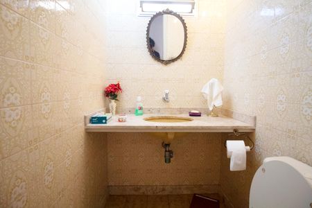 Casa à venda com 600m², 5 quartos e 2 vagas