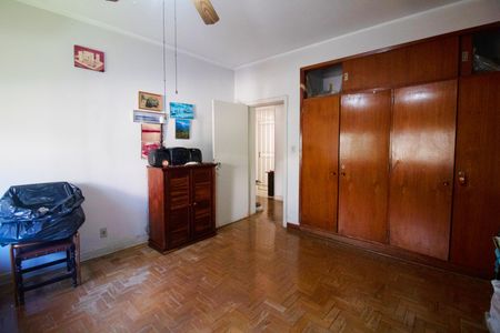 Casa à venda com 600m², 5 quartos e 2 vagas