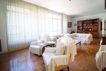 Casa para alugar com 5 quartos, 600m² em Perdizes, São Paulo