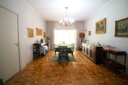 Casa para alugar com 5 quartos, 600m² em Perdizes, São Paulo