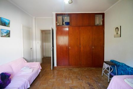 Casa à venda com 600m², 5 quartos e 2 vagas