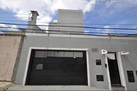 Casa de condomínio à venda com 52m², 2 quartos e 1 vaga Casa de condomínio à venda com 52m², 2 quartos e 1 vagaFachada