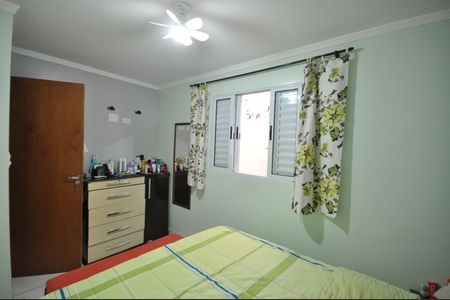 Casa de condomínio à venda com 52m², 2 quartos e 1 vagaQuarto 1