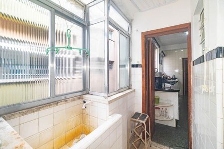 Apartamento para alugar com 76m², 2 quartos e sem vaga Apartamento para alugar com 76m², 2 quartos e sem vagaÁrea de serviço