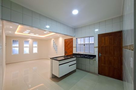 Cozinha  de casa para alugar com 3 quartos, 70m² em Jardim Guaramar, Praia Grande