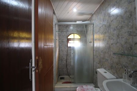 Casa para alugar com 100m², 2 quartos e sem vagaBanheiro da suíte 1