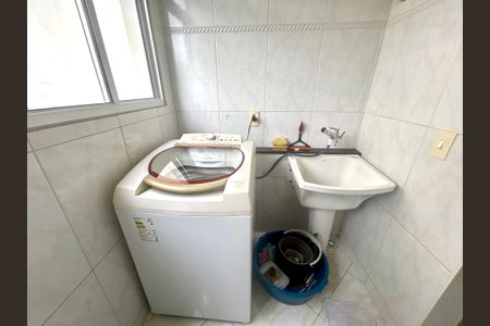 Apartamento à venda com 60m², 2 quartos e 1 vaga Apartamento à venda com 60m², 2 quartos e 1 vagaÁrea de Serviço