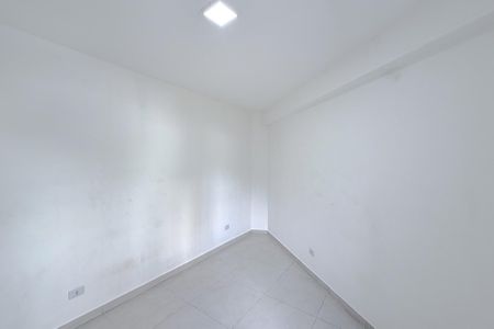 Casa para alugar com 48m², 1 quarto e sem vaga Casa para alugar com 48m², 1 quarto e sem vagaQuarto