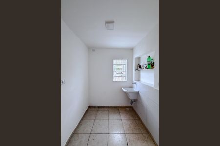 Casa para alugar com 48m², 1 quarto e sem vaga Casa para alugar com 48m², 1 quarto e sem vagaÁrea de Serviço
