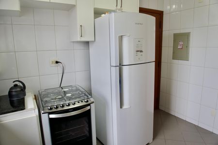 Apartamento à venda com 110m², 3 quartos e 2 vagas Apartamento à venda com 110m², 3 quartos e 2 vagasCozinha