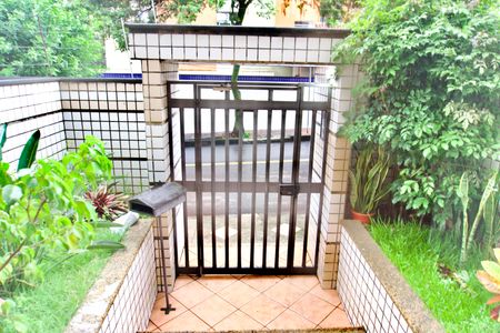 Apartamento à venda com 110m², 3 quartos e 2 vagas Apartamento à venda com 110m², 3 quartos e 2 vagasEntrada