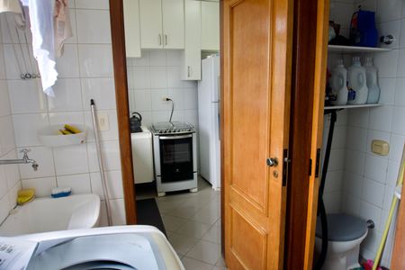 Apartamento à venda com 110m², 3 quartos e 2 vagas Apartamento à venda com 110m², 3 quartos e 2 vagasÁrea de Serviço