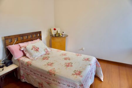 Apartamento à venda com 110m², 3 quartos e 2 vagas Apartamento à venda com 110m², 3 quartos e 2 vagasSuíte