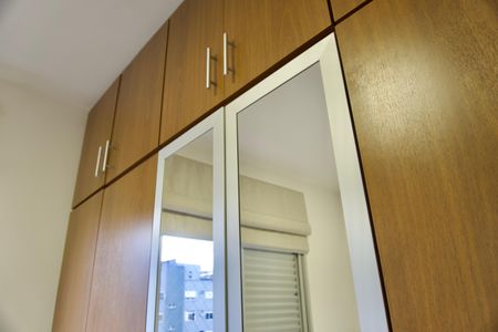 Apartamento à venda com 110m², 3 quartos e 2 vagas Apartamento à venda com 110m², 3 quartos e 2 vagasQuarto 2 - Armário