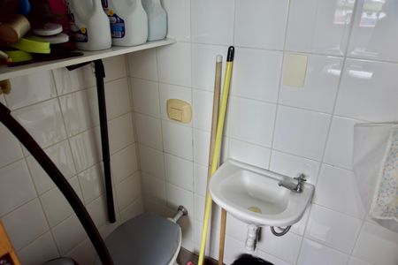 Apartamento à venda com 110m², 3 quartos e 2 vagas Apartamento à venda com 110m², 3 quartos e 2 vagasBanheiro - Área de Serviço