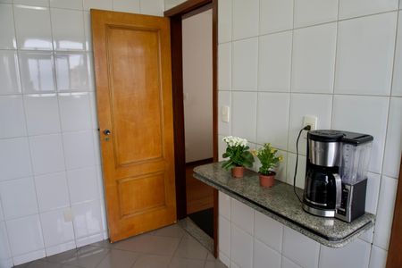 Apartamento à venda com 110m², 3 quartos e 2 vagas Apartamento à venda com 110m², 3 quartos e 2 vagasCozinha