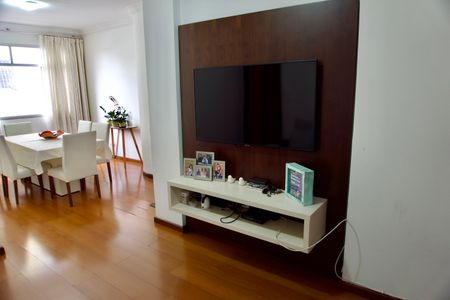 Apartamento à venda com 110m², 3 quartos e 2 vagas Apartamento à venda com 110m², 3 quartos e 2 vagasSala