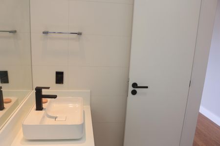 Apartamento à venda com 128m², 4 quartos e 2 vagasBanheiro da Suíte