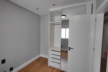 Apartamento à venda com 128m², 4 quartos e 2 vagasQuarto 2