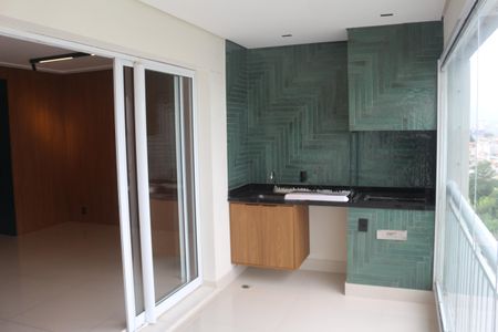 Apartamento à venda com 128m², 4 quartos e 2 vagasVaranda