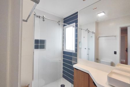 Apartamento à venda com 128m², 4 quartos e 2 vagasBanheiro da Suíte