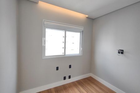 Apartamento à venda com 128m², 4 quartos e 2 vagasQuarto 3