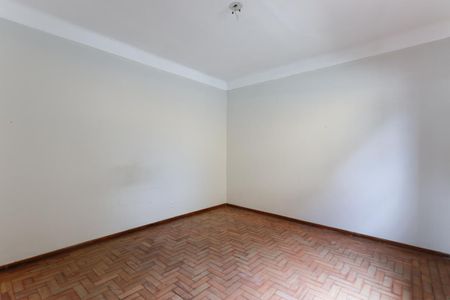 Casa à venda com 240m², 4 quartos e 3 vagasCasa 1 - Quarto 2