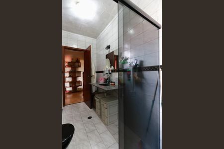 Casa à venda com 240m², 4 quartos e 3 vagasCasa 2 - Banheiro