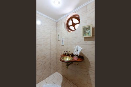 Casa à venda com 240m², 4 quartos e 3 vagasCasa 2 - Lavabo