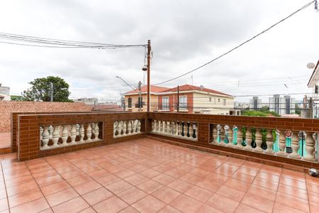 Casa à venda com 240m², 4 quartos e 3 vagasCasa 1 - Terraço 1